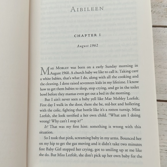 📚The Help by Kathryn Stockett NY Times Bestseller Fiction - Picture 10 of 11